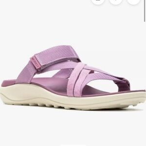 New, no box. Merrell 8